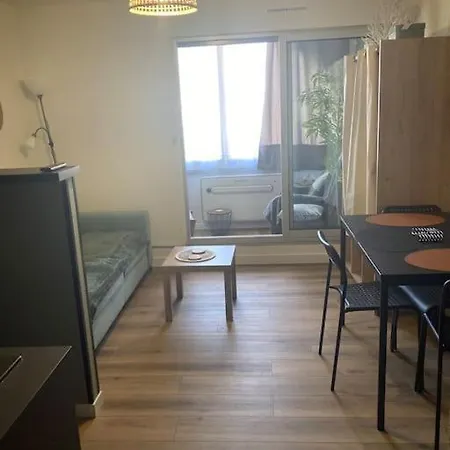 Apartament Studio-wifi,draps,clim Fixe,parking Prive Sète